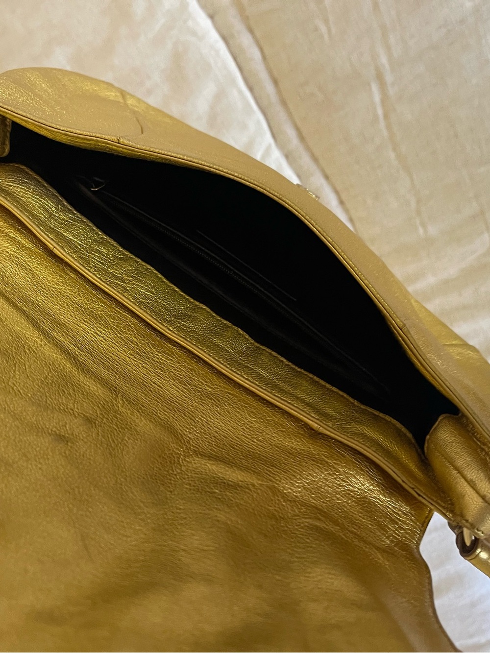 Yves Saint Laurent Gold Floral Leather Shoulder Bag - Picture 4 of 4